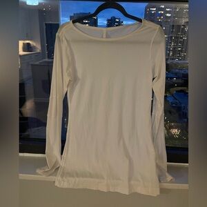 Women's Lululemon White Long Sleeve Top